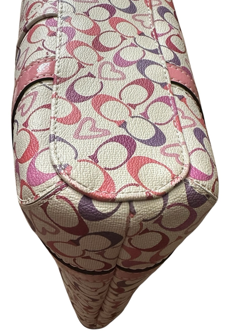Coach Heritage Bias Signature Heart Tote Bag F18426 Pink Multi Canvas NWOT - Picture 9 of 15